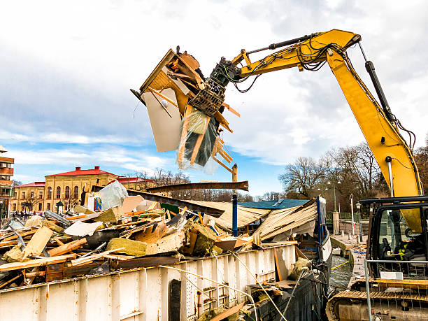 Best Estate Cleanout Services  in East Moline, IL
